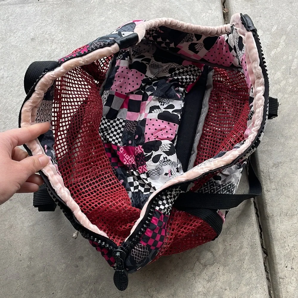 Small pet carrier